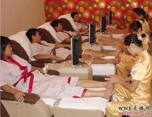 足疗店男技师_正规足疗店技师收入(3)